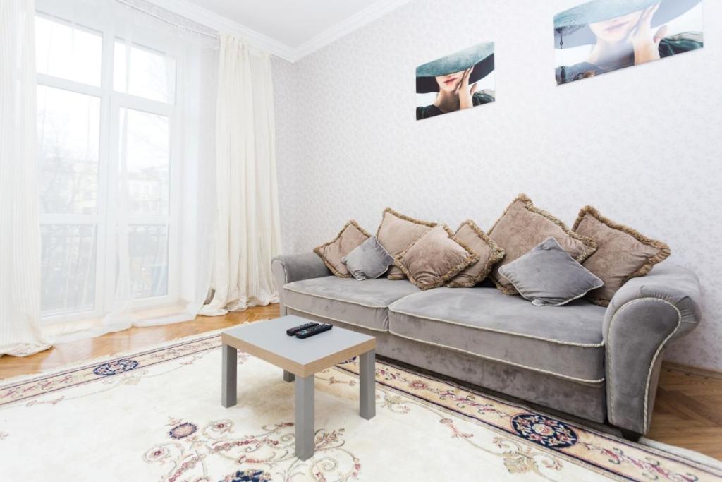 Apartment Lenina 3 Minsk Ngoại thất bức ảnh