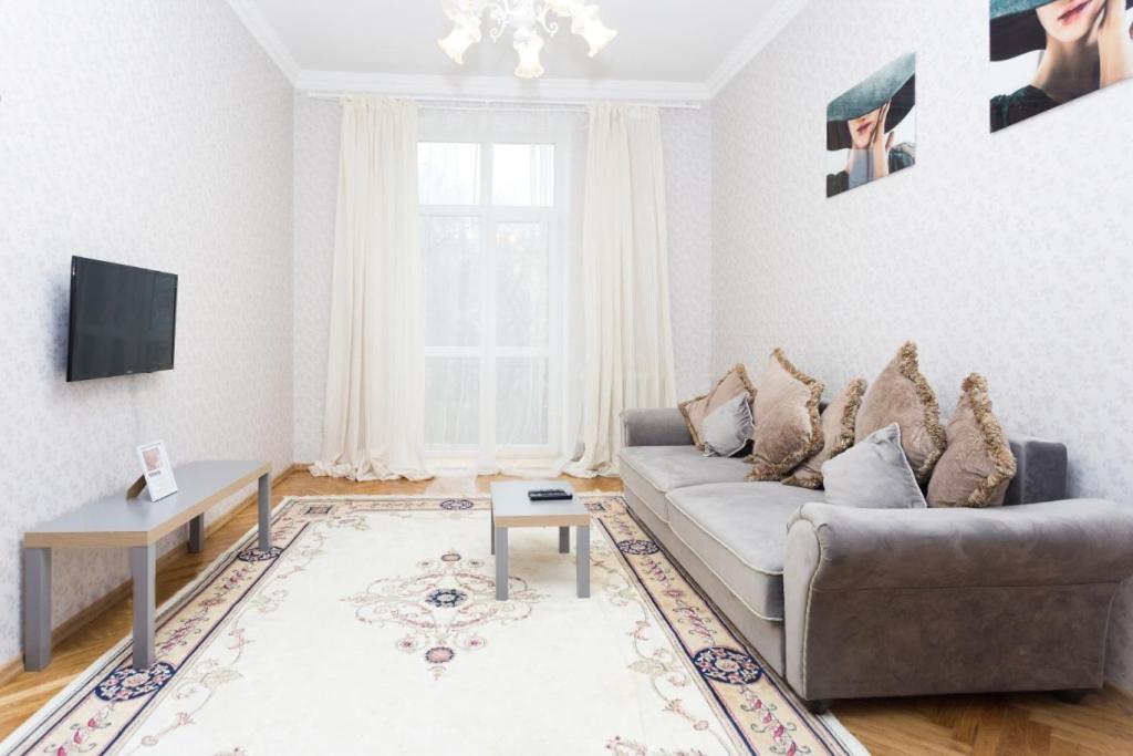 Apartment Lenina 3 Minsk Ngoại thất bức ảnh